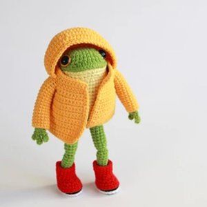 Hugo The Frog, Amigurumi Toy Pattern ,The pattern is available in English, Germa